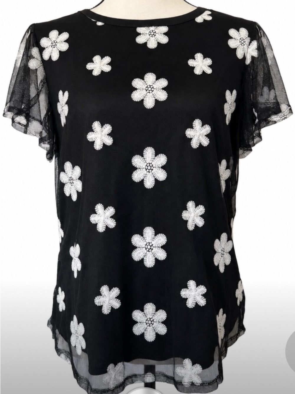 Black Mesh Floral Embroidered Flutter Sleeve Top Medium Coquette Girly Blouse